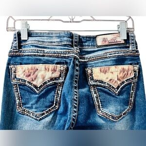 Grace In LA Embroidered Embellished Fuzzy Boot Cut Med Wash Jeans Size 26 Denim